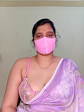 Rose-luckey online show from April 4, 1:39 pm