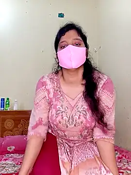 Rose-luckey online show from April 12, 1:14 pm