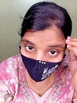 Rose-luckey online show from February 5, 6:04 pm