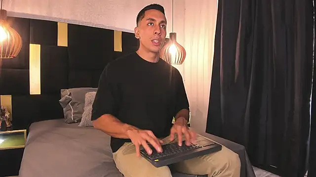 Lucio  Fox online show from January 16, 12:09 pm