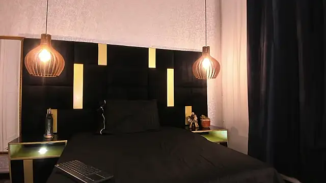 Lucio  Fox online show from March 12, 11:47 am