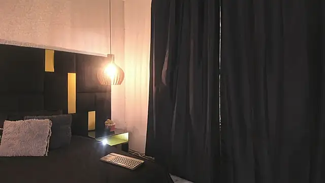 Lucio  Fox online show from January 17, 11:58 am