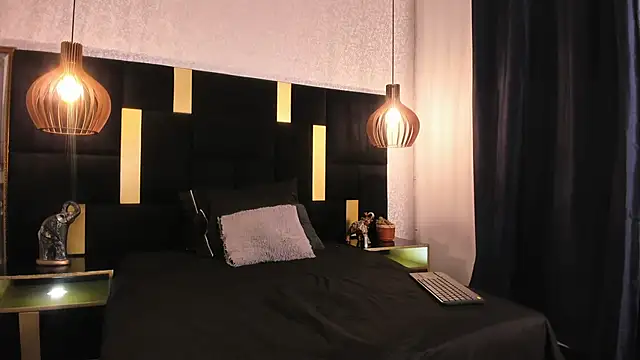 Lucio  Fox online show from April 9, 11:49 am