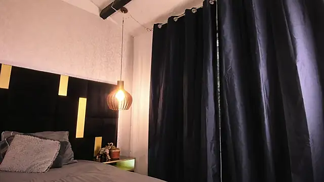 Lucio  Fox online show from February 28, 11:32 am