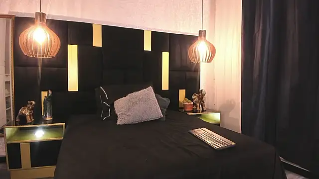 Lucio  Fox online show from February 15, 12:37 pm