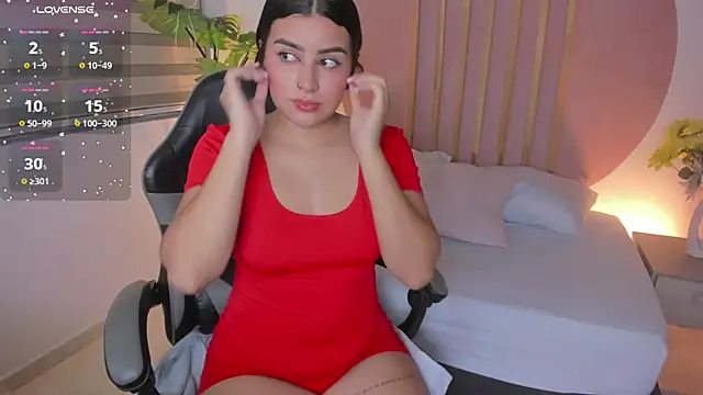 Snapshot of menny_kiss chatting on October 4, 2:46 am menny kiss online show from October 4, 2:46 am