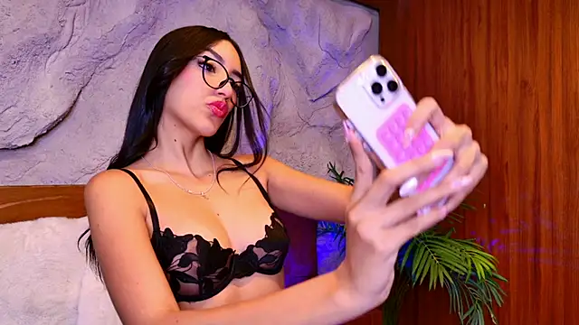 lissafeniix  online show from November 5, 10:07 am