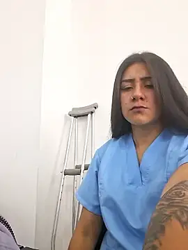 CAROLINE  07 online show from January 12, 1:51 pm