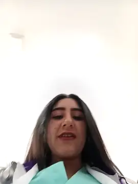CAROLINE  07 online show from May 13, 1:18 pm