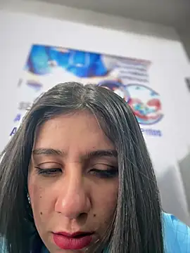 CAROLINE  07 online show from June 2, 5:57 pm