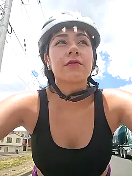 Snapshot of CAROLINE__07 chatting on September 22, 4:35 pm CAROLINE 07 online show from September 22, 4:35 pm