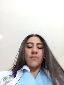CAROLINE  07 online show from May 9, 4:32 pm