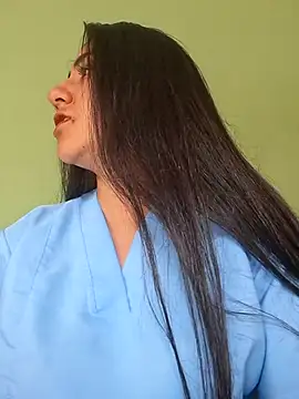 CAROLINE  07 online show from March 5, 7:43 pm