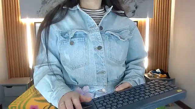 shakirajackson202cl online show from September 27, 11:16 am