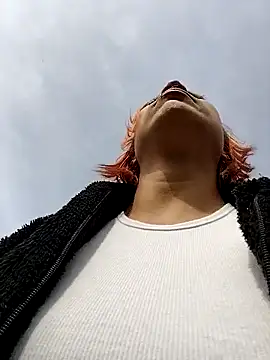 Zoe73  online show from December 3, 7:24 pm