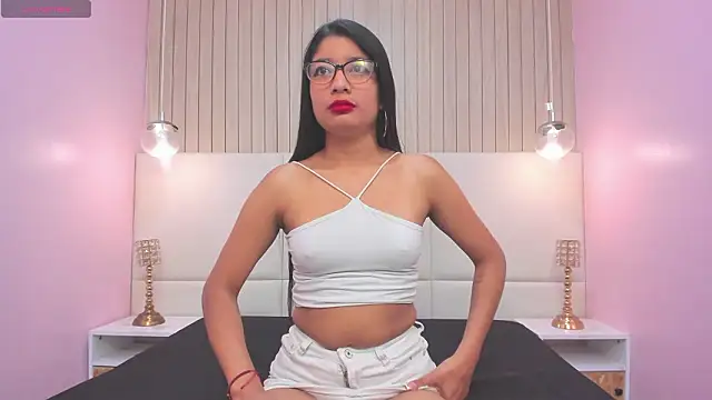 MelanyWayne  online show from March 14, 11:49 am