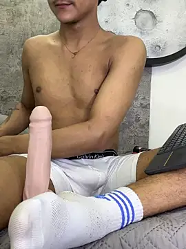  Leohot  online show from April 18, 3:53 am