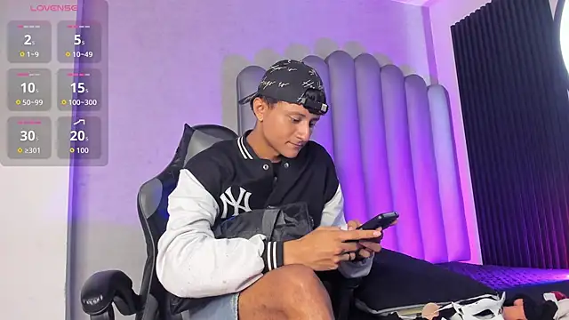  Leohot  online show from October 23, 3:49 am