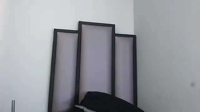  Leohot  online show from November 30, 3:57 pm