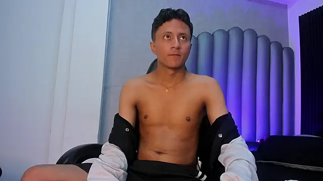  Leohot  online show from November 6, 3:43 am