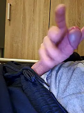 Snapshot of Gaszpar chatting on October 7, 11:39 pm Gaszpar online show from October 7, 11:39 pm