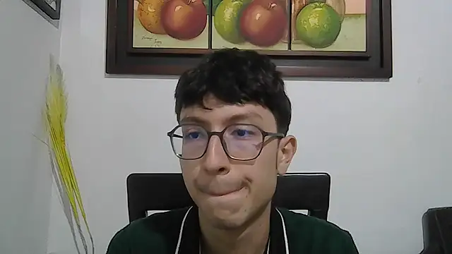 Snapshot of Kevintdx chatting on October 29, 2:10 am Kevintdx online show from October 29, 2:10 am