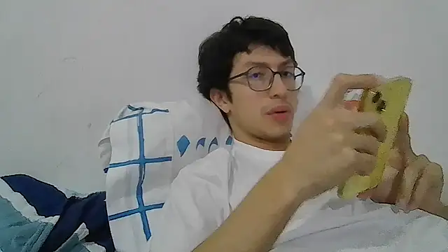 Kevintdx online show from April 19, 1:06 am