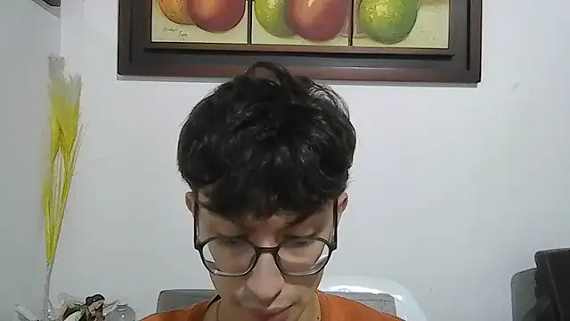 Snapshot of Kevintdx chatting on December 3, 2:34 am Kevintdx online show from December 3, 2:34 am