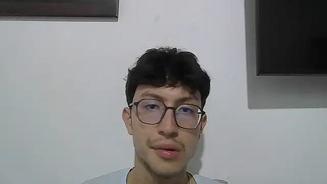 Snapshot of Kevintdx chatting on November 9, 2:48 am Kevintdx online show from November 9, 2:48 am