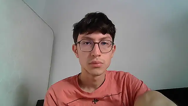 Snapshot of Kevintdx chatting on November 15, 9:08 pm Kevintdx online show from November 15, 9:08 pm