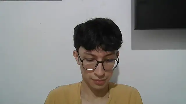 Snapshot of Kevintdx chatting on November 14, 3:21 am Kevintdx online show from November 14, 3:21 am