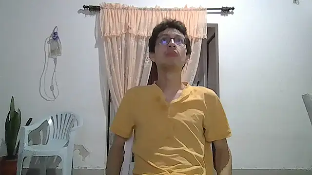 Snapshot of Kevintdx chatting on February 27, 2:23 am Kevintdx online show from February 27, 2:23 am