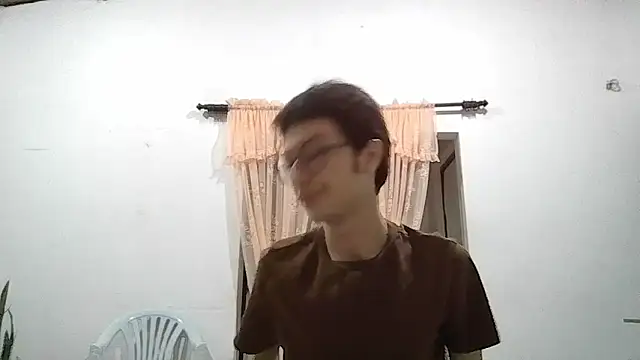 Snapshot of Kevintdx chatting on February 16, 12:20 am Kevintdx online show from February 16, 12:20 am