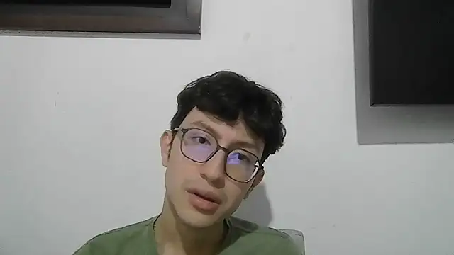 Snapshot of Kevintdx chatting on November 21, 2:54 am Kevintdx online show from November 21, 2:54 am