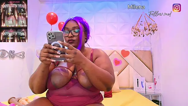 Snapshot of may_storm chatting on February 25, 3:18 am may storm online show from February 25, 3:18 am