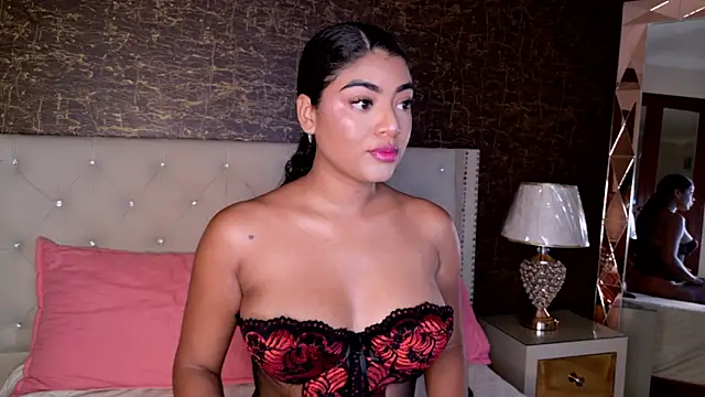 Carly Monroe  online show from November 5, 10:07 am