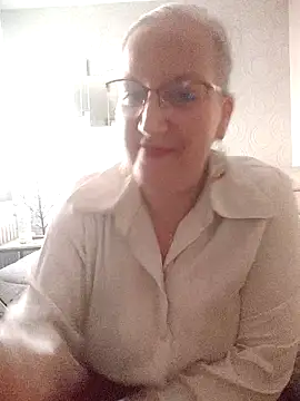 Feelineducentre online show from November 9, 3:49 pm