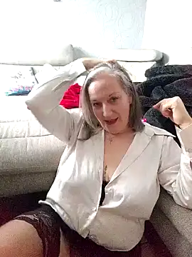 Feelineducentre online show from November 8, 10:19 am