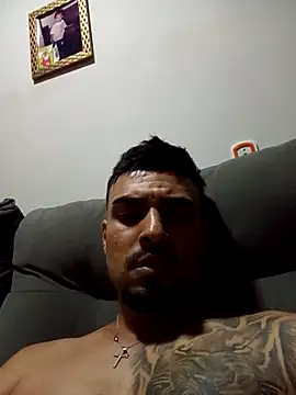 Snapshot of nnyzinho17 chatting on December 17, 9:31 pm nnyzinho17 online show from December 17, 9:31 pm