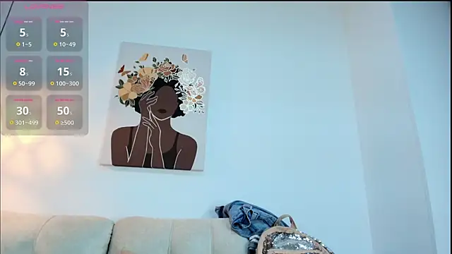 Snapshot of Alana-Jones chatting on November 20, 11:11 am Alana-Jones online show from November 20, 11:11 am