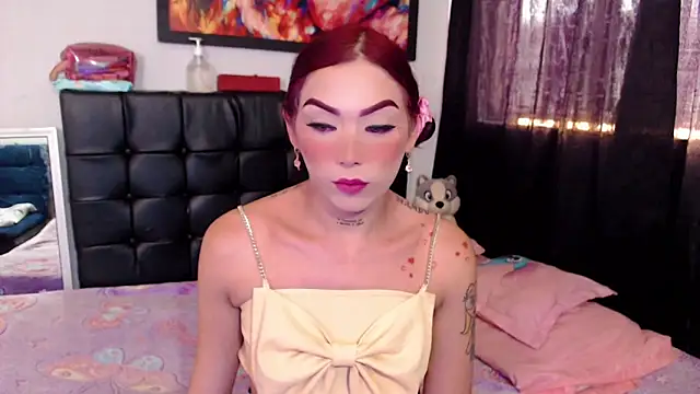 Megan Gil  online show from March 18, 7:59 pm