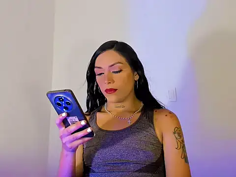 Megan Gil  online show from September 14, 11:05 pm