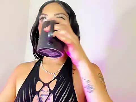 Megan Gil  online show from September 14, 4:02 am
