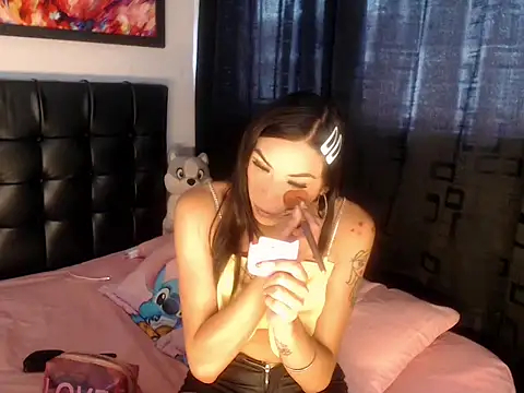 Megan Gil  online show from January 14, 7:39 pm