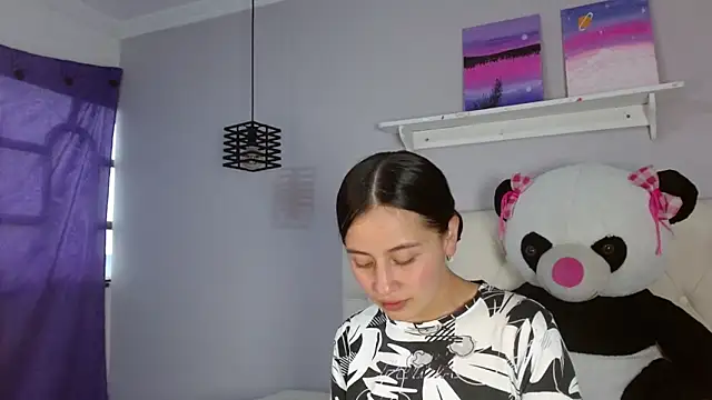 Snapshot of Zaaida_ chatting on November 6, 1:37 pm Zaaida online show from November 6, 1:37 pm