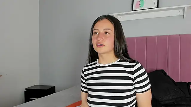 Zaaida  online show from February 5, 9:32 pm