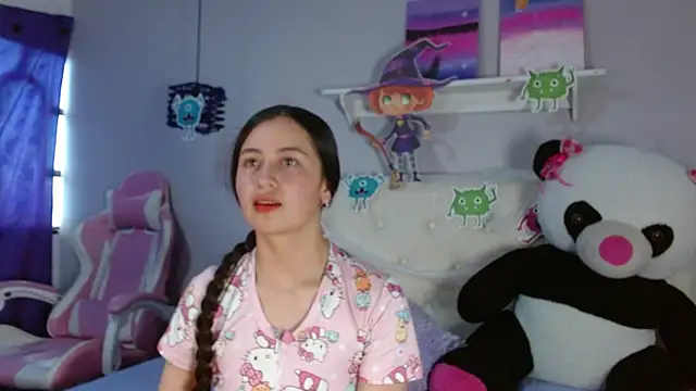 Snapshot of Zaaida_ chatting on October 24, 1:43 pm Zaaida online show from October 24, 1:43 pm