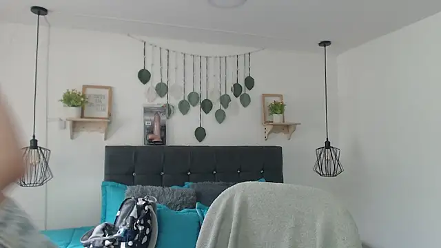 zohet kriss online show from December 20, 8:33 pm