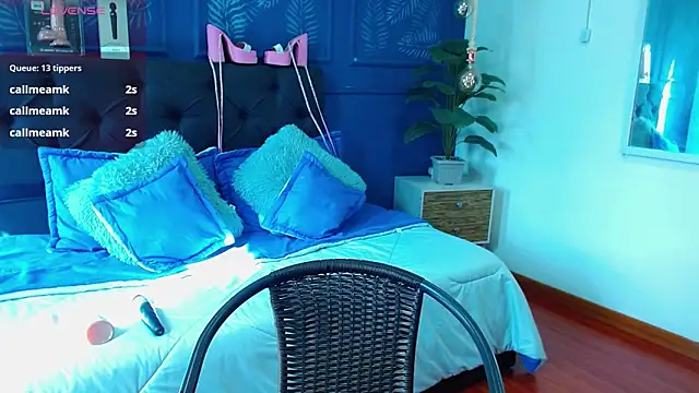 zohet kriss online show from March 22, 1:34 pm