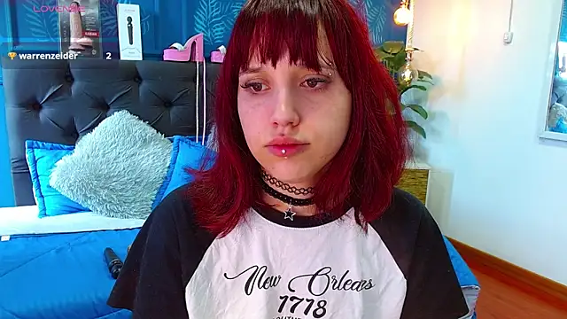 zohet kriss online show from April 12, 1:14 pm